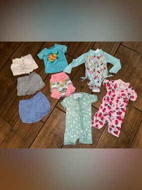 Baby girls clothing bundle size 12 months